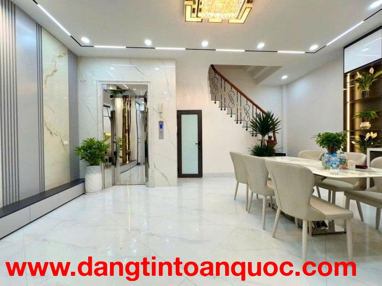 ???? BÁN NHÀ TAM TRINH – Hoàng Mai  45m² – 5 TẦNG – THANG MÁY – 10.X Tỷ