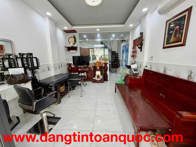 3.9 TỶ - LÔ GÓC CHỢ TÂY THẠNH - CÓ 2.5 TỶ, THU NHẬP 25TR LÀ MUA ĐƯỢC