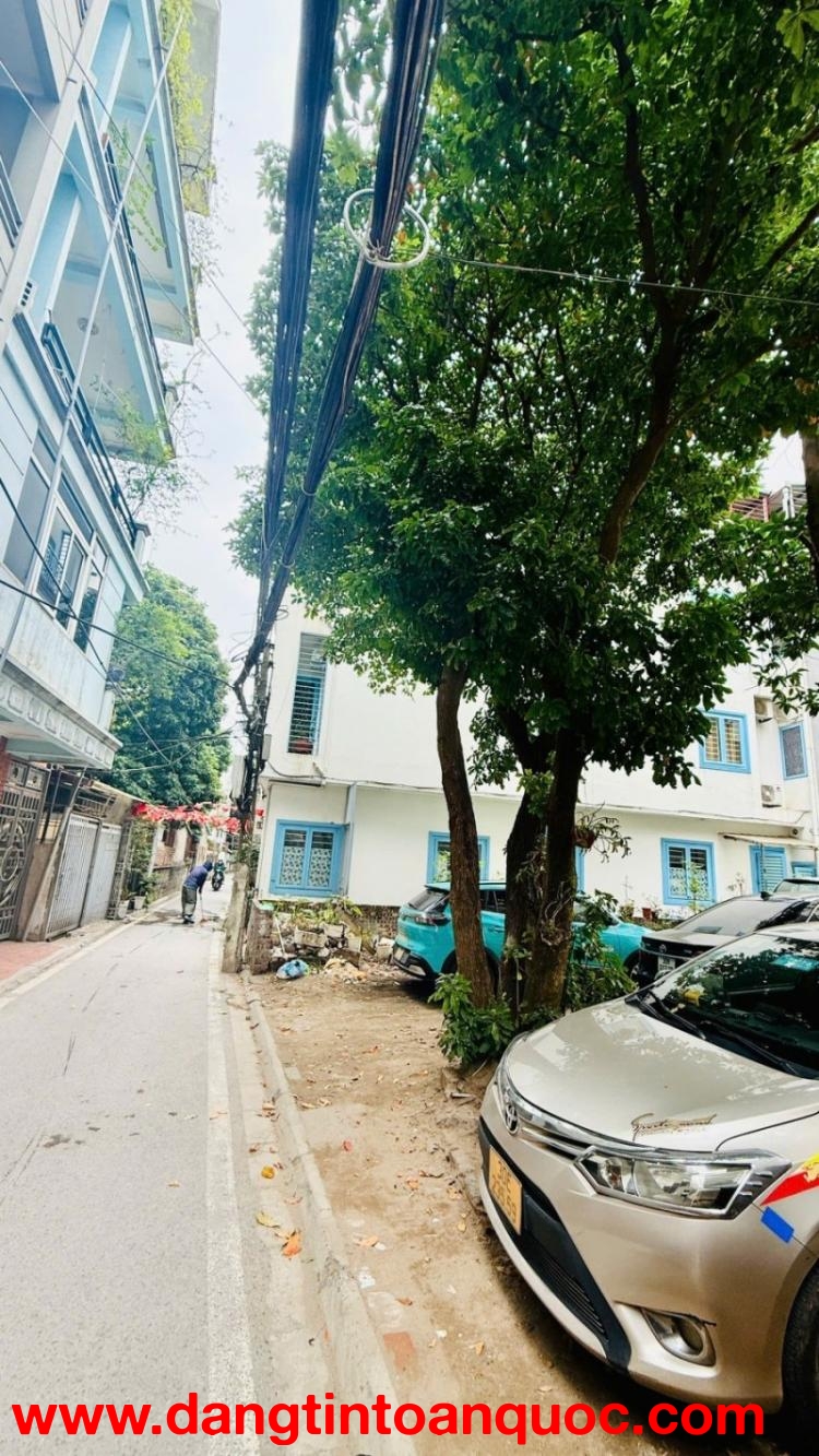 ĐỨC GIANG – Ô TÔ VÀO NHÀ – 5 TẦNG – GIÁ TỐT LONG BIÊN