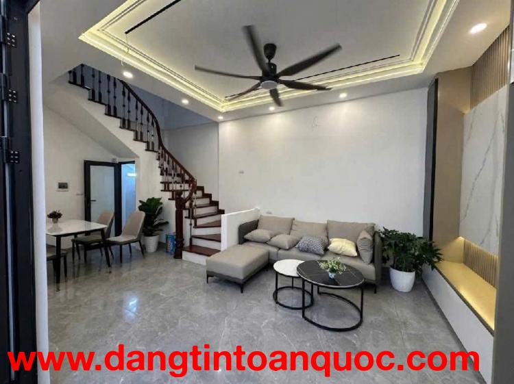 ???? NHÀ ĐẸP THẠCH BÀN – FULL NỘI THẤT XỊN – Ô TÔ ĐỖ CỔNG – CHẤT NHƯ BIỆT THỰ MINI! ????