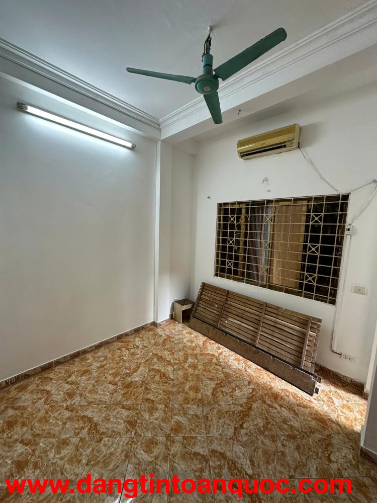 CHO THUÊ NGUYÊN CĂN BẠCH MAI, 33M 4T, 4 NGỦ, ĐỦ ĐỒ, Ở LUÔN 11TR 0903258273