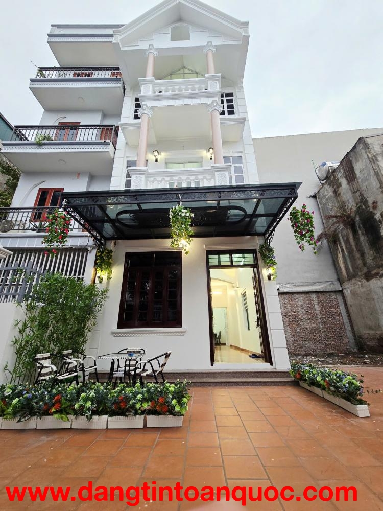 BÁN NHÀ PHÚC LỢI – LONG BIÊN  NHÀ ĐẸP, CÓ SÂN, 3 NGỦ