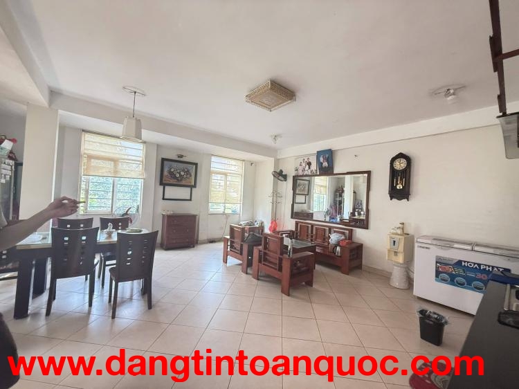 ????Phân lô 2 Ô tô tránh Nguyễn Chánh  60m 4T Kinh doanh cực tốt, 31.9 tỷ
