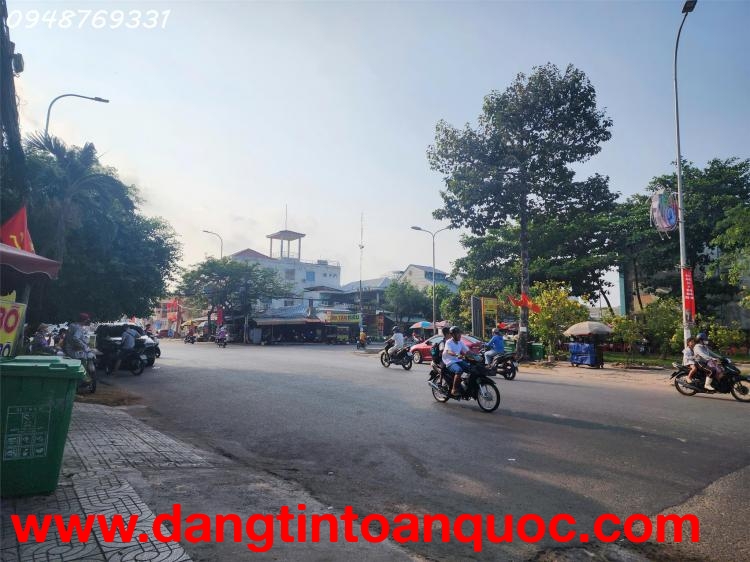 BÁN MTKD GIÁP BẾN XE QUẬN 8 KDC DÂN TRÍ THOÁNG MÁT 120M2 CHỈ 13 TỶ 0948769331