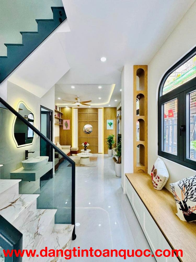 CĂN GÓC 2 MẶT THOÁNG SÁT LOTTE MART–  Ô TÔ VÀO NHÀ - 4 TẦNG - 60M2, NGANG 4.5M - NHỈNH 8T - PHÁP LÝ 