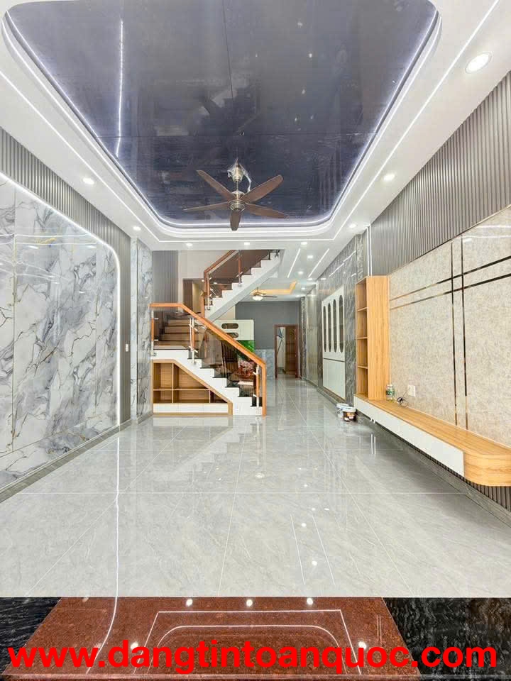 Bán nhà 1 Trệt 1 Lầu ĐẸP,FULL nội thất,SHR đường 2 ô tô,gần Cầu Hang