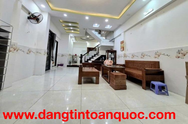 5.5 TỶ – HXH – 80M² – NGANG GẦN 5M, NỞ HẬU 6.8M.P.10, Quang Trung – gần THCS Quang Trung.