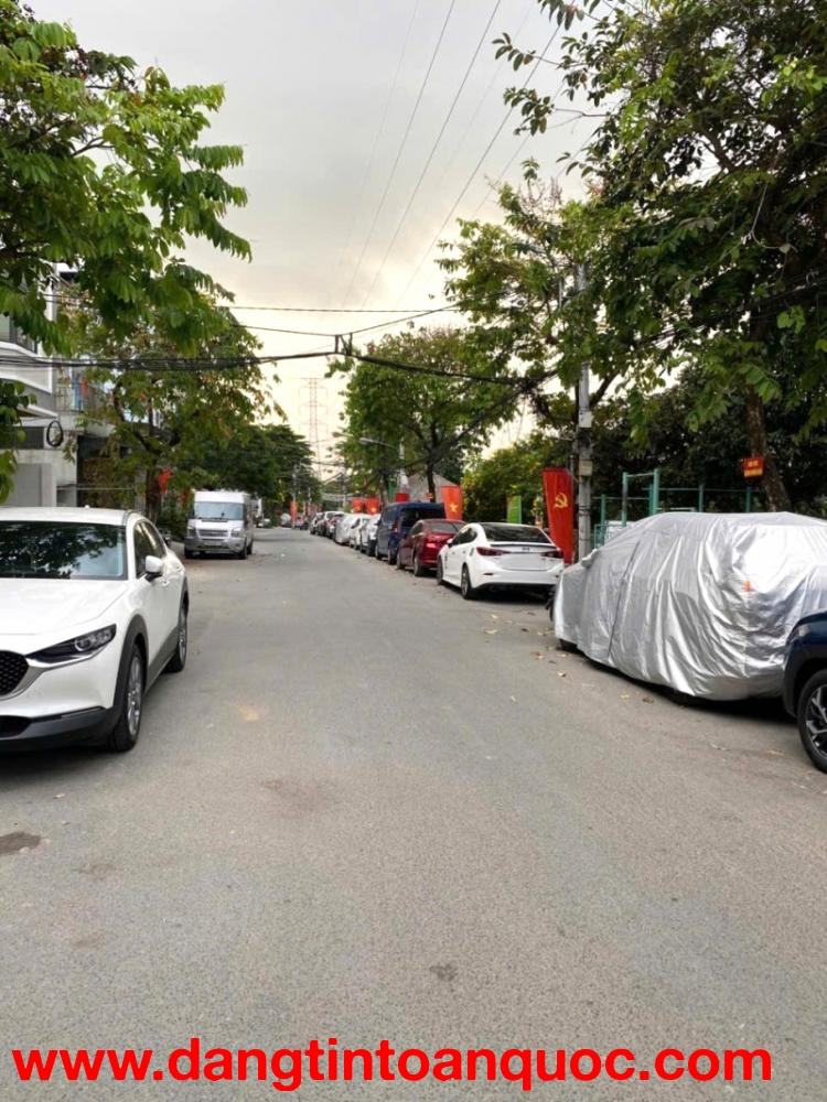 Nhà Gần Quốc Lộ 13 Thủ Đức – 54M² Ô Tô Vào Nhà – Hẻm Rộng Khu Dân Trí – Giá Giảm Còn 6.4 Tỷ