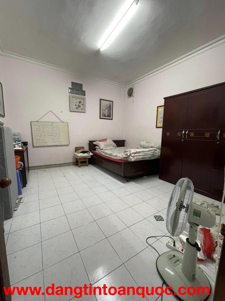 Bán Nhà HXH  Đinh Bộ Lĩnh - gần Nguyễn Xí, 5,6x20m, 2 Tầng, 1 đời chủ, 3PN, chỉ 12,5 tỷ.