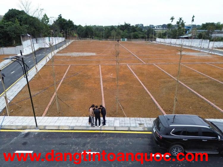 ĐẤT HOÀ LẠC GIÁ RẺ 2 TỶ 100 m FULL