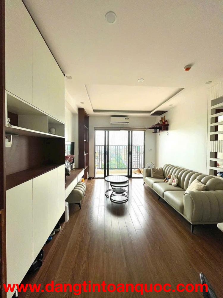 Em chính chủ bán căn góc tecco Bình Minh - 2 ngủ 3 ban công siêu thoáng - Full nội thất