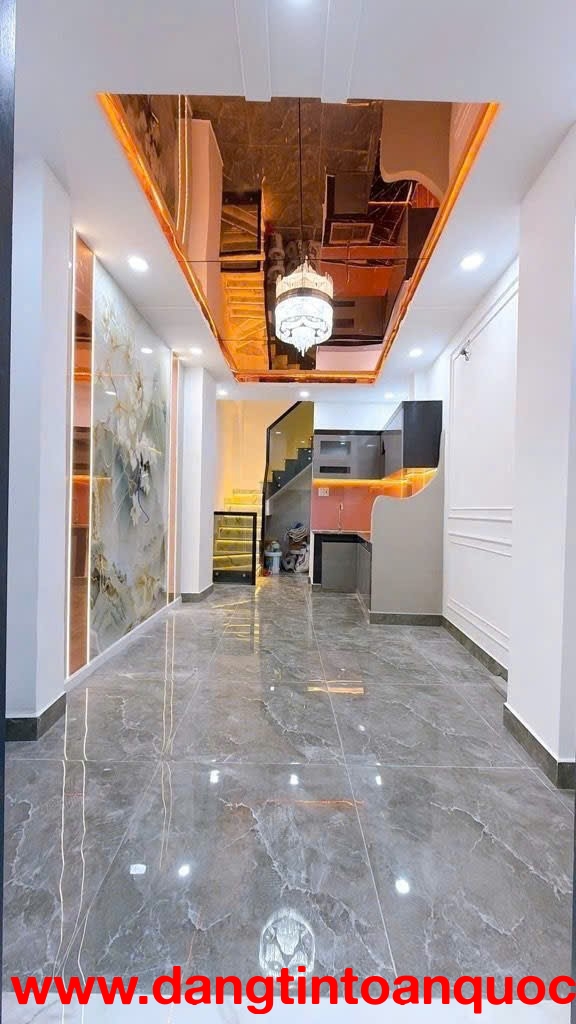 ĐOÀN VĂN BƠ – NHÀ 3 TẦNG NHỎ XINH – XÁCH VALI VÀO Ở NGAY???? Giá chính chủ: 3.5 TỶ – bớt Lộc Cách hẻ