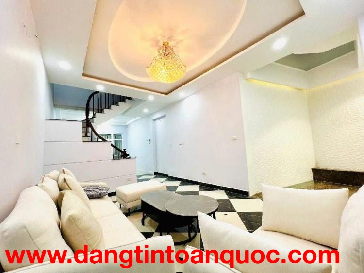 SIÊU PHẨM BA ĐÌNH - VÀI BƯỚC RA LĂNG BÁC - NHỈNH 7 TỶ CÓ NHÀ 5 TẦNG ĐẸP