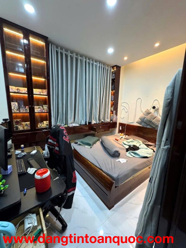 Nhà Mới 4 Tầng Bình Chiểu – 61M² 3PN 4WC – Hẻm Xe Hơi 8M Có Vỉa Hè – Gần Chợ Đầu Mối – Giá Giảm Sốc 