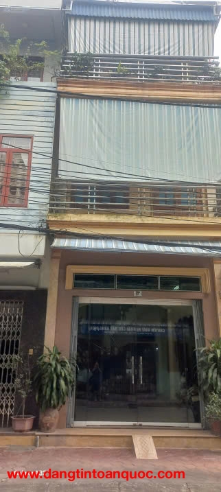 CHO THUÊ NHÀ NGUYÊN CĂN HOẶC BÁN NHÀ 3 TẦNG MẶT ĐƯỜNG NGUYỄN THIỆN THUẬT TP NAM ĐỊNH