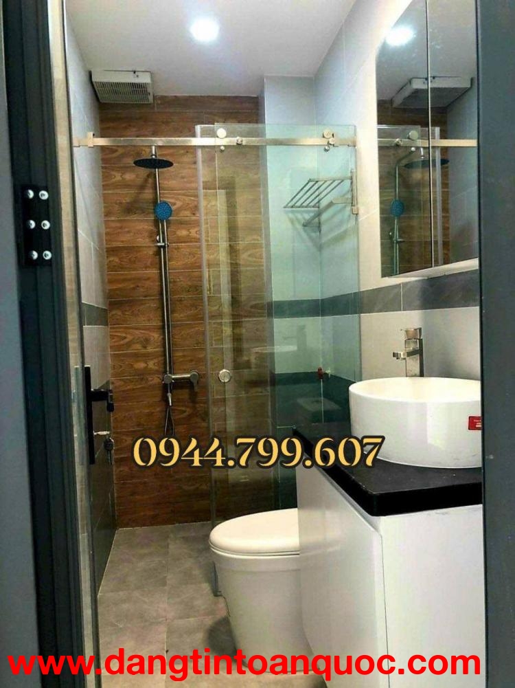 NHÀ ĐẸP VÀO Ở NGAY - XE HƠI ĐỒ CỬA - TRUNG TÂM NHÀ BÈ - GIÁ CHỈ 6TỶ