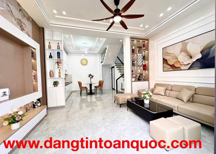 THÁI THỊNH – 39M² – 5 TẦNG – MẶT TIỀN 6M – 8.6 TỶ ( NHÀ THẬT)