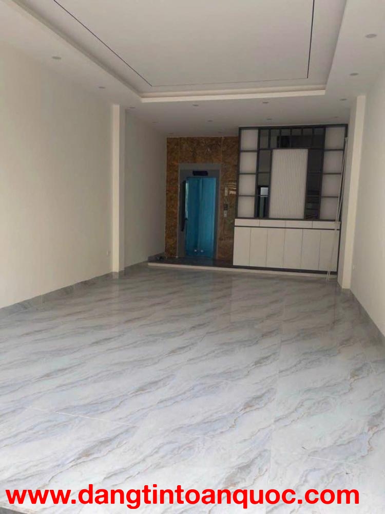 ???? 55M2 NHÀ ĐẸP THẠCH BÀN – FULL NỘI THẤT – GARA Ô TÔ – THANG MÁY ????