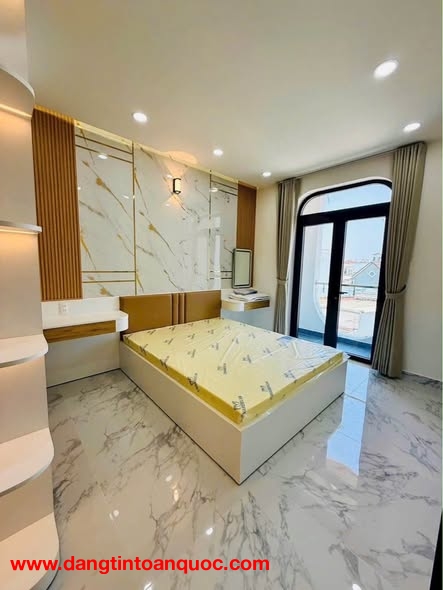 B.Á.N NHÀ MỚI XÂY - 1 TRỆT 2 LẦU + TUM THANG - NGANG 6.4m - GIÁ 6.49TỶ