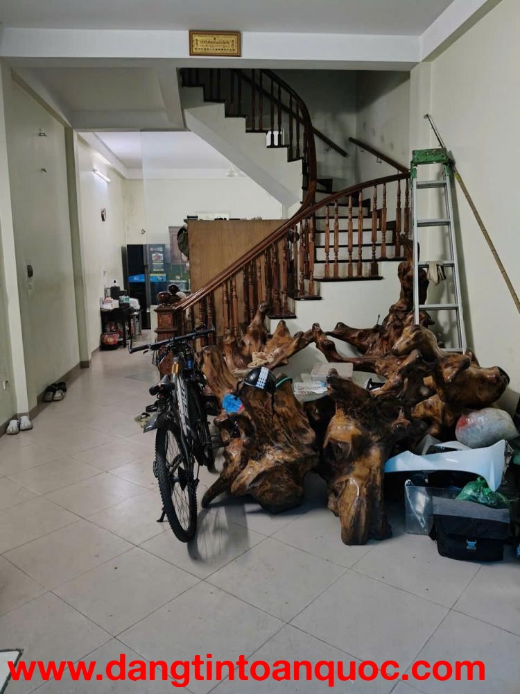 Nhà phố Thái Hà - Trung tâm Đống Đa - Lô góc hiếm - Ô tô đỗ cửa - Gần ga tàu điện - Nhỉnh 19 tỷ