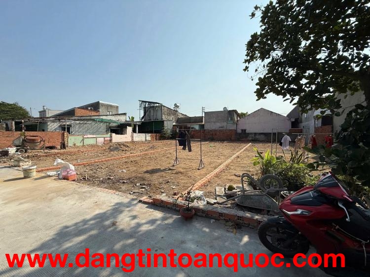 Bán đất 6x20m giá 3,45 tỷ Đường Đông Thạnh 4-2