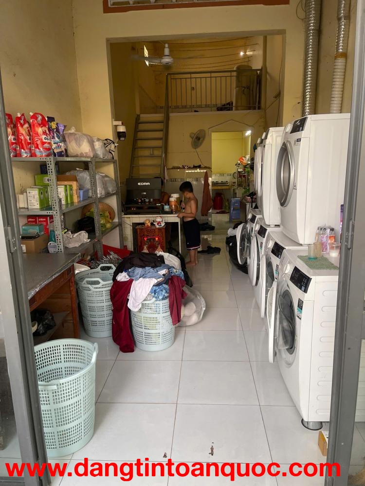 Do không có thời gian quản lý, mình cần sang nhượng lại tiệm giặt sấy ĐC 296 Hẻm 4 Nguyễn Văn Linh, 