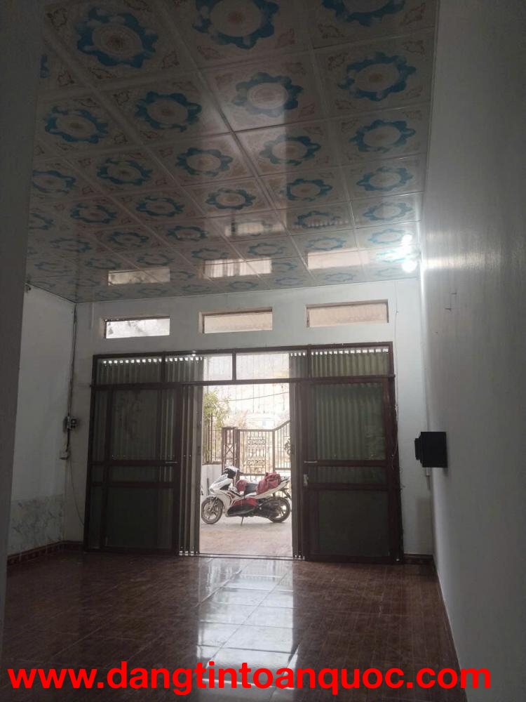 Bán lô đất 125m2 và nhà cấp 4 có diện tích 125m2 Thuộc Xã si Ma Cai - Lào Cai.