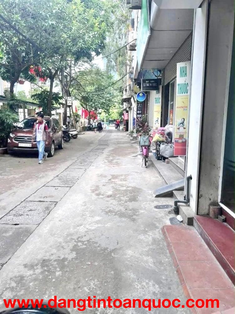 Bán nhà phố Nguyễn Khánh Toàn, Cầu Giấy, ô tô lừi cửa, kinh doanh, 48m, 5 tầng, 13.4 tỷ