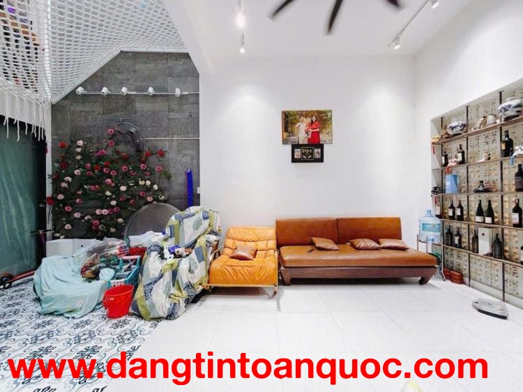 LÂM VĂN BỀN – XE HƠI NGỦ TRONG NHÀ – 4 TẦNG MỚI ĐẸP – CHỈ 12.8 TỶ