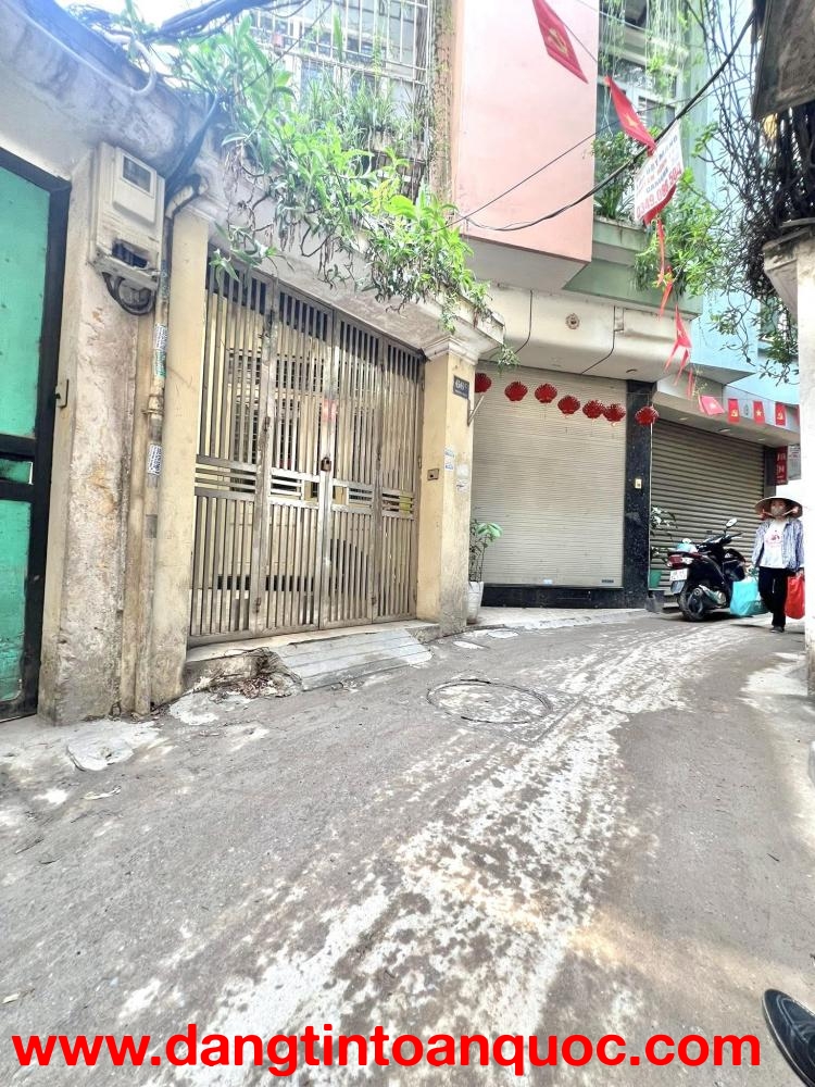 Bán nhà phố Kim Mã, Ba Đình, gần phố, ngõ thoáng sáng, dân xây, 35m, 5 tầng, 10.5 tỷ