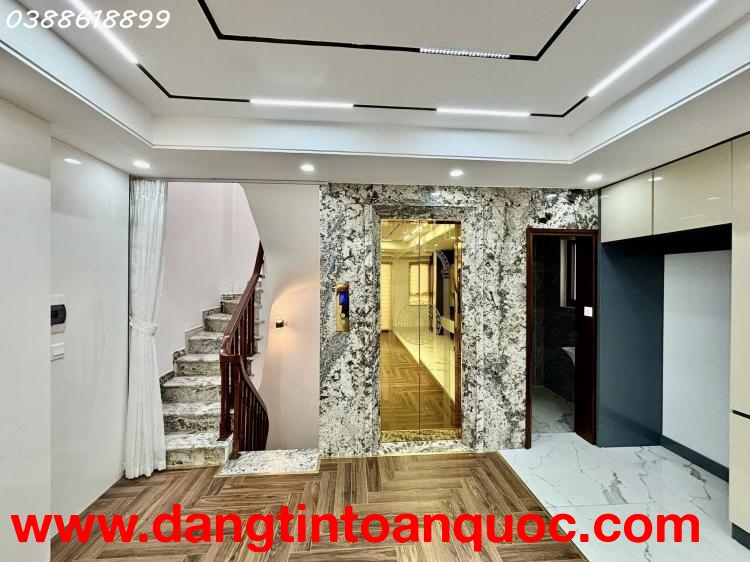 ???? LÔ GÓC TRẦN DUY HƯNG - CẦU GIẤY - 6 TẦNG THANG MÁY - NGÕ THÔNG TRUNG KÍNH - Ô TÔ VÀO NHÀ - KINH