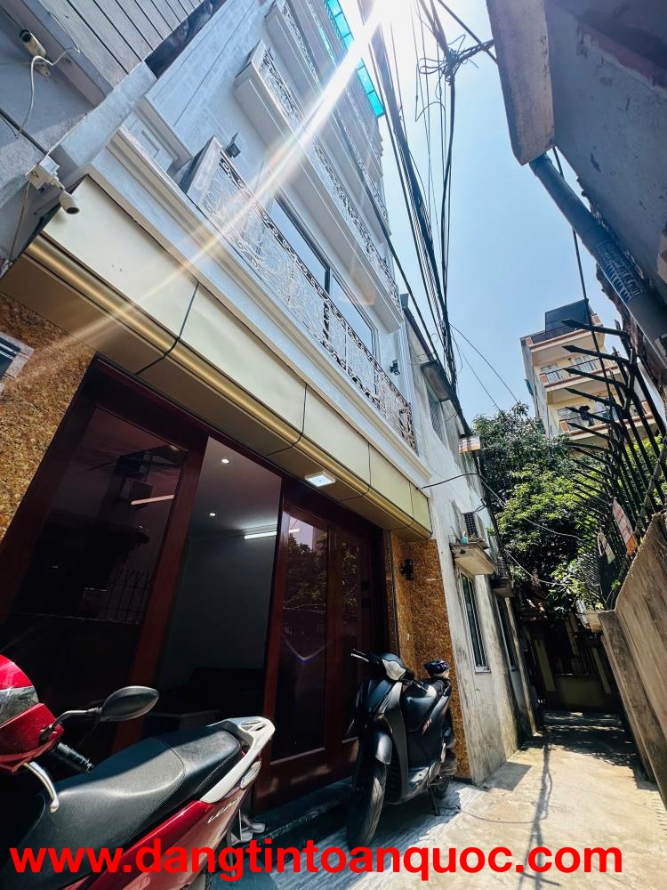 NHÀ ĐẸP  XÂY MỚI CỨNG- FULL NỘI THẤT ĐẸP LONG LANH-6 TẦNG THANG MÁY ÊM RU -KHÁCH CHỈ VIỆC SÁCH VALI 