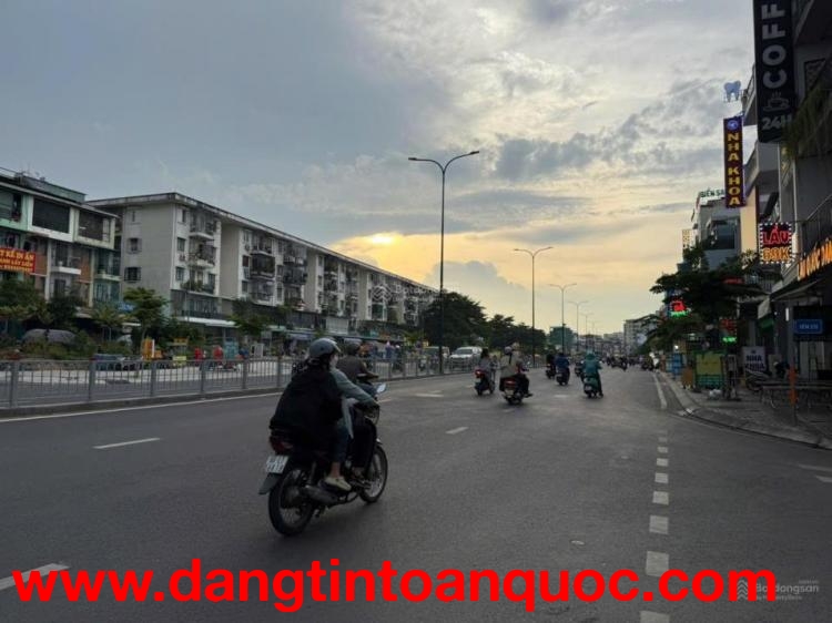 Hot! Nhà góc 3MT Dương Quảng Hàm, Phường 6. DT 107m2 (9x15m) giá 22,5 tỷ (TL)