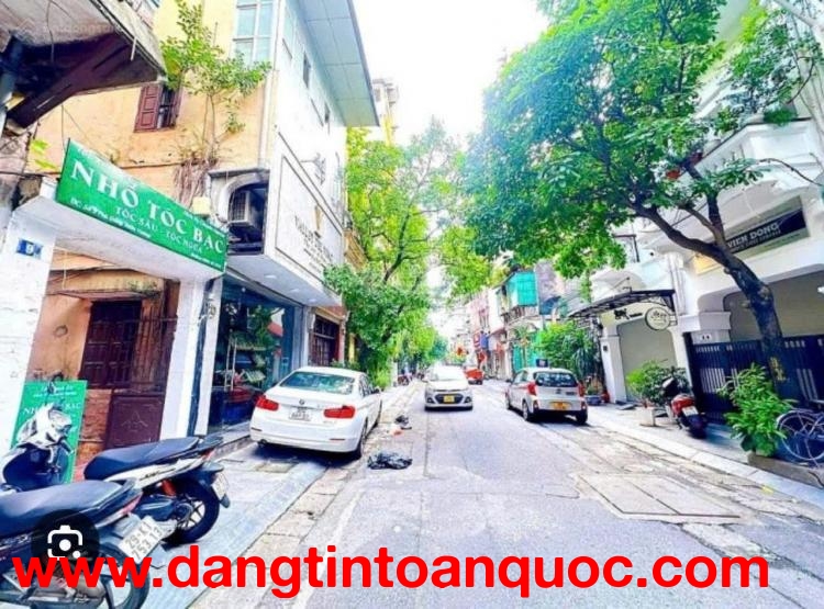 CHÍNH CHỦ BÁN NHÀ  MẶT PHỐ PHÙ ĐỔNG THIÊN VƯƠNG  CỰC HIẾM  64M2  MT KHOẢNG 4M