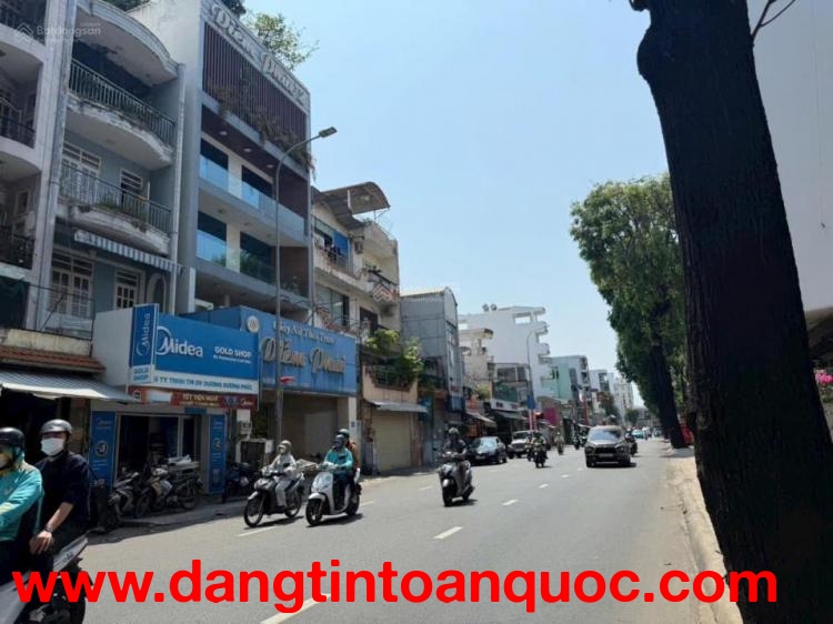 Mặt tiền Phạm Ngũ Lão (4x12m) vuông vức. Nhà 2 tầng, không lộ giới. Giá 7,7 tỷ
