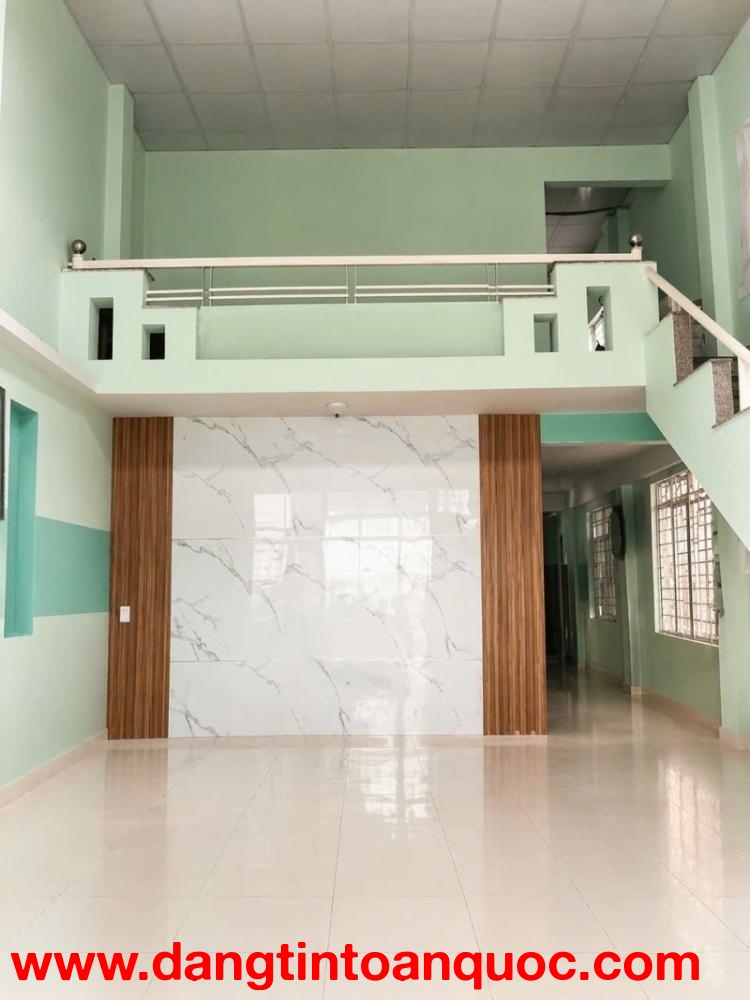 ♪ Nhà Kiệt gần MT Lê Độ, 70m2, ngang 13m, lửng đúc 3PN, 3.x tỷ