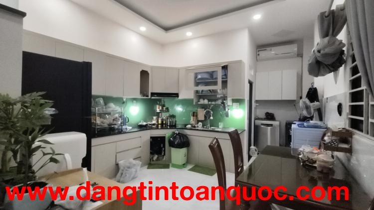 MẶT TIỀN KINH DOANH ĐỈNH - DƯƠNG ĐÌNH HỘI - ĐỖ XUÂN HỢP - 4 TẦNG HOÀN CÔNG ĐỦ