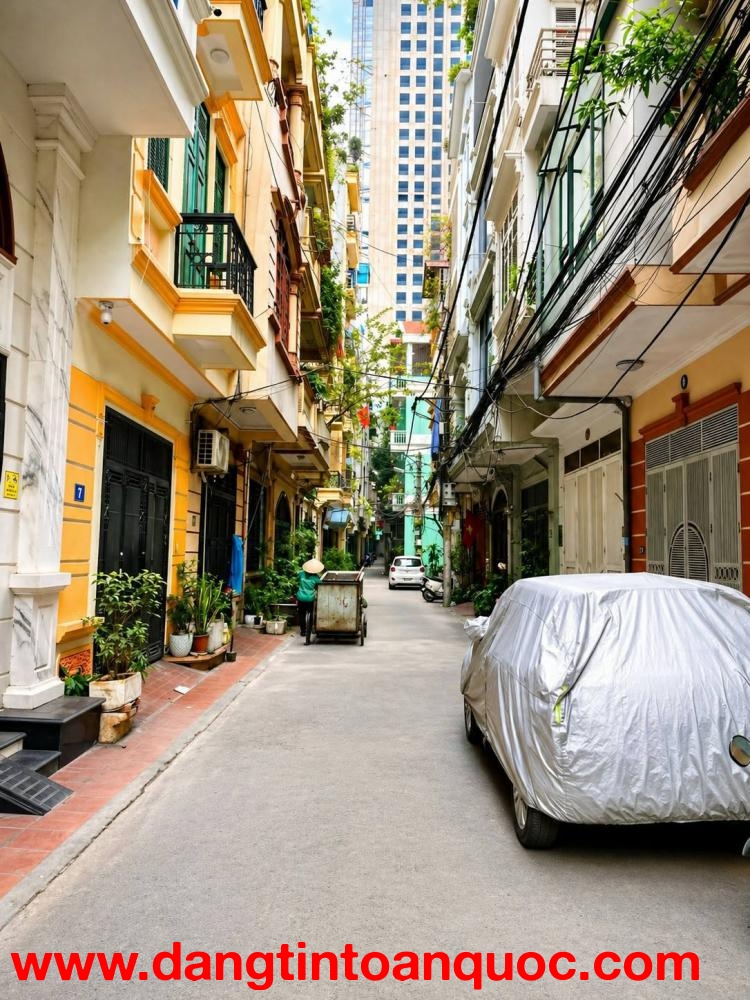 Bán nhà phố Nguyễn Chí Thanh, Đống Đa, phân lô, vỉa hè ô tô thông, 48m, 5 tầng, 14.8 tỷ