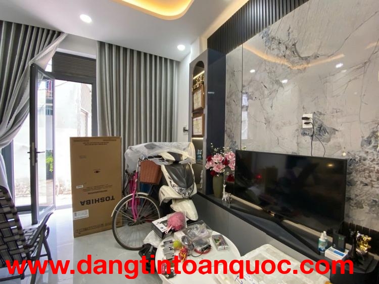 CHỦ DỊ ỨNG VỚI BỤI BẨN NÊN 2 TẦNG CÒN MỚI TINH - NGAY HỌC VIỆN CÁN BỘ - CHU VĂN AN - BÌNH THẠNH - ??