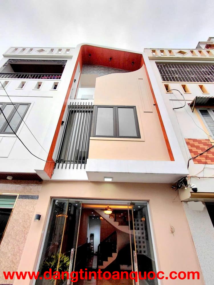 BÁN NHÀ 3 TẦNG ĐẰNG HẢI – LŨNG ĐÔNG – Ô TÔ ĐỖ CỬA – GIÁ 3,099 TỶ