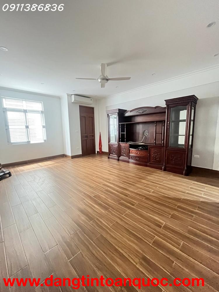 Phân lô Ô tô tránh Khuất Duy Tiến, nhà đẹp trung tâm Cầu Giấy, 55m 5T chỉ hơn 25 tỷ