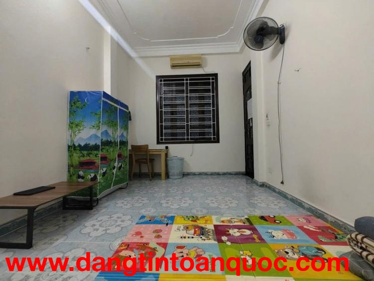 Cần pass gấp phòng trọ khu vực Trung Kính, Cầu Giấy ,Hà Nội