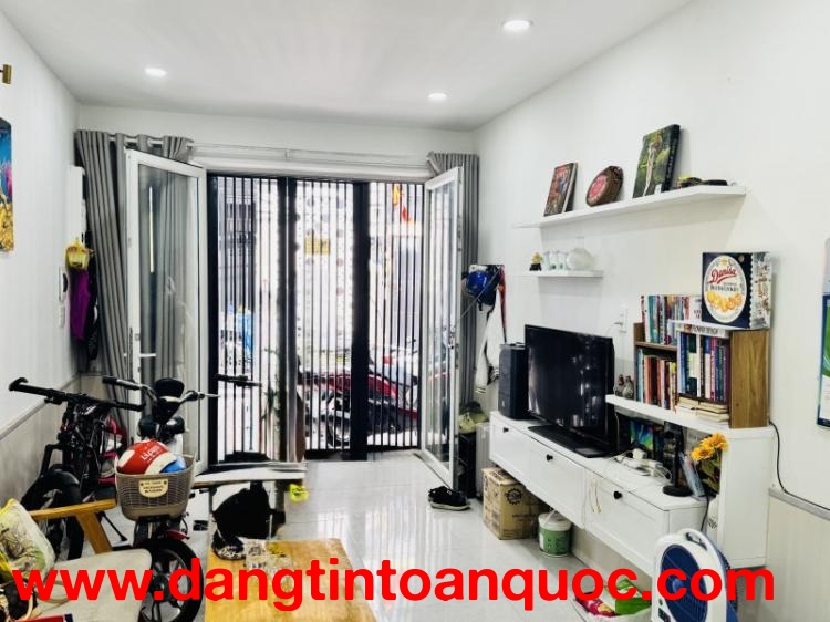 ► Lô Góc kiệt 3m Hùng Vương, 51m2, 2 tầng đẹp, 3PN trên dưới, 4.1 tỷ