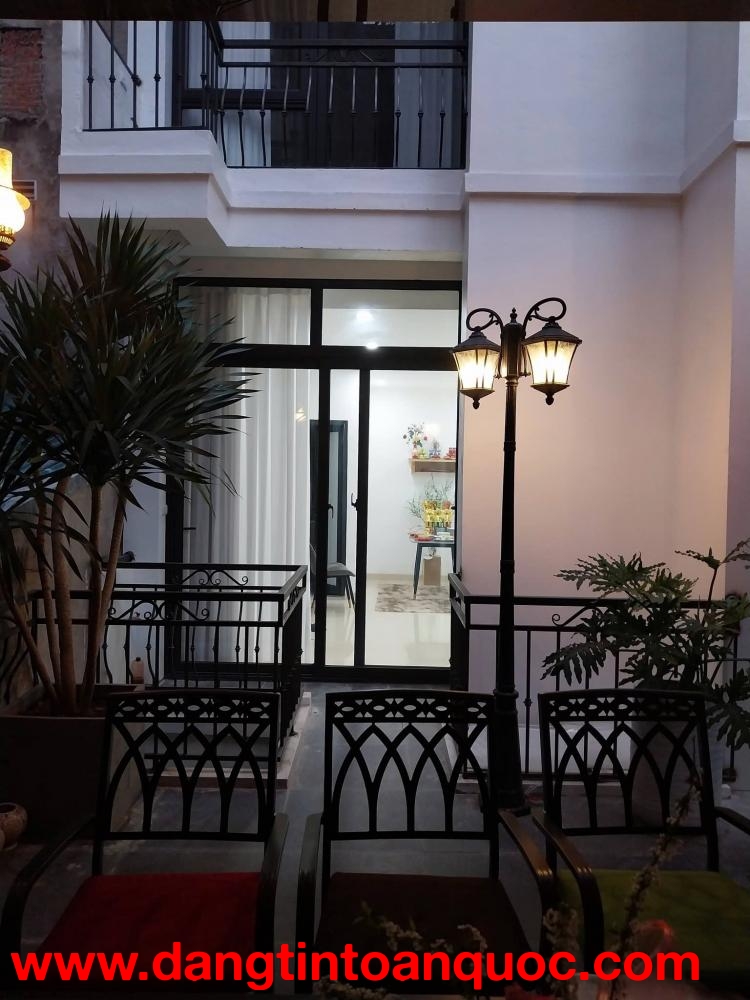 Chính chủ cho thuê căn hộ mini Studio cao cấp – mới xây 100% tại ngõ 7 phố Thái Hà, Đống Đa, Hà Nội