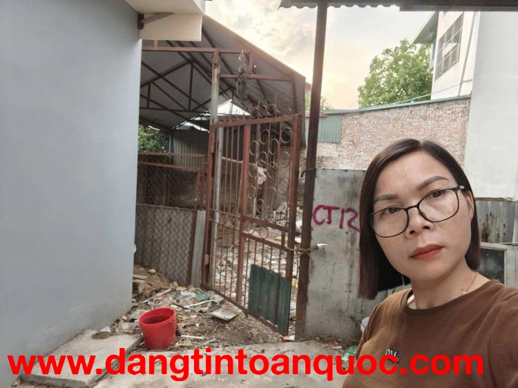 Chủ cần bán đất Nam Hồng 108m2, mt4.5m, 6.3 tỷ, Đông Anh, gần bãi để xe, ô tô vào sân.