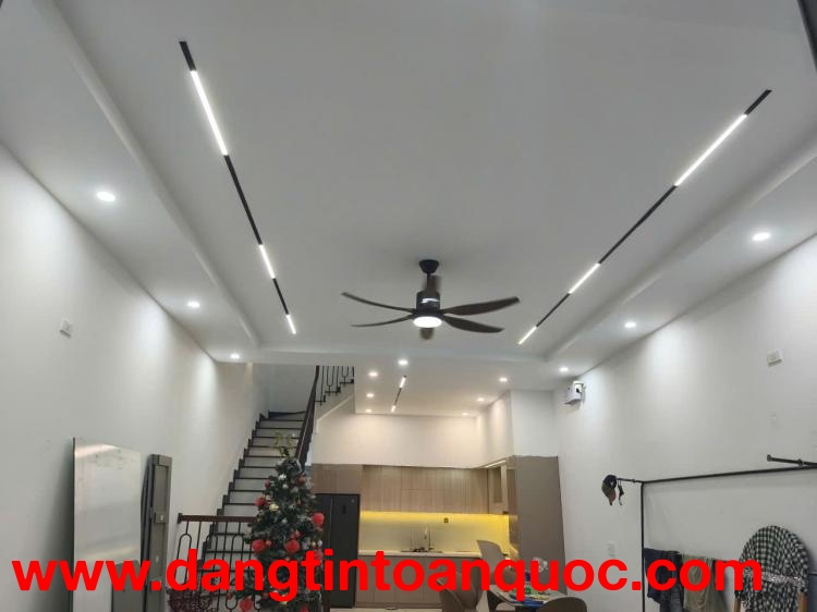 ► MT Bùi Tấn Diên, đường 10.5m Phước Lý, 105m2, 3 tầng mới, full nội thất, Dòng tiền 28tr/th