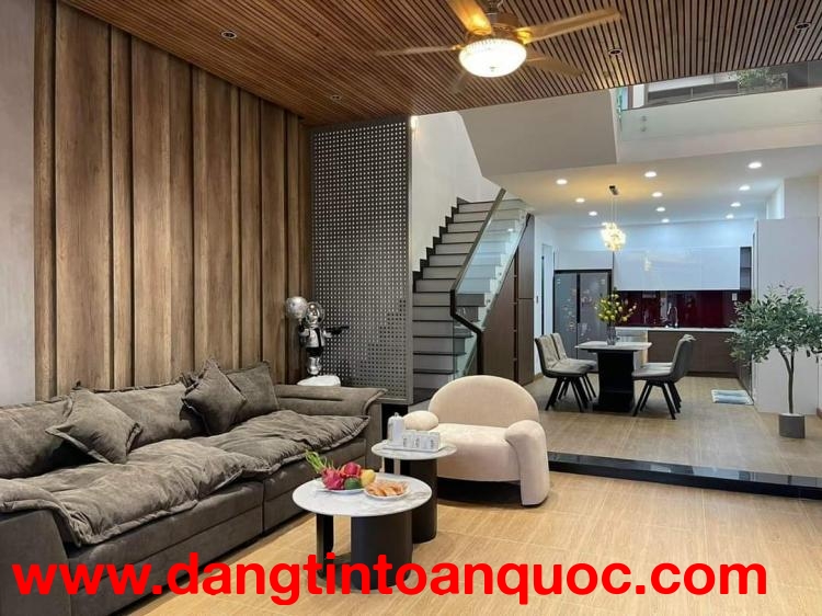 Bán nhà mặt tiền Đặng Huy Trứ – Hòa Minh cách biển 2p đi bộ