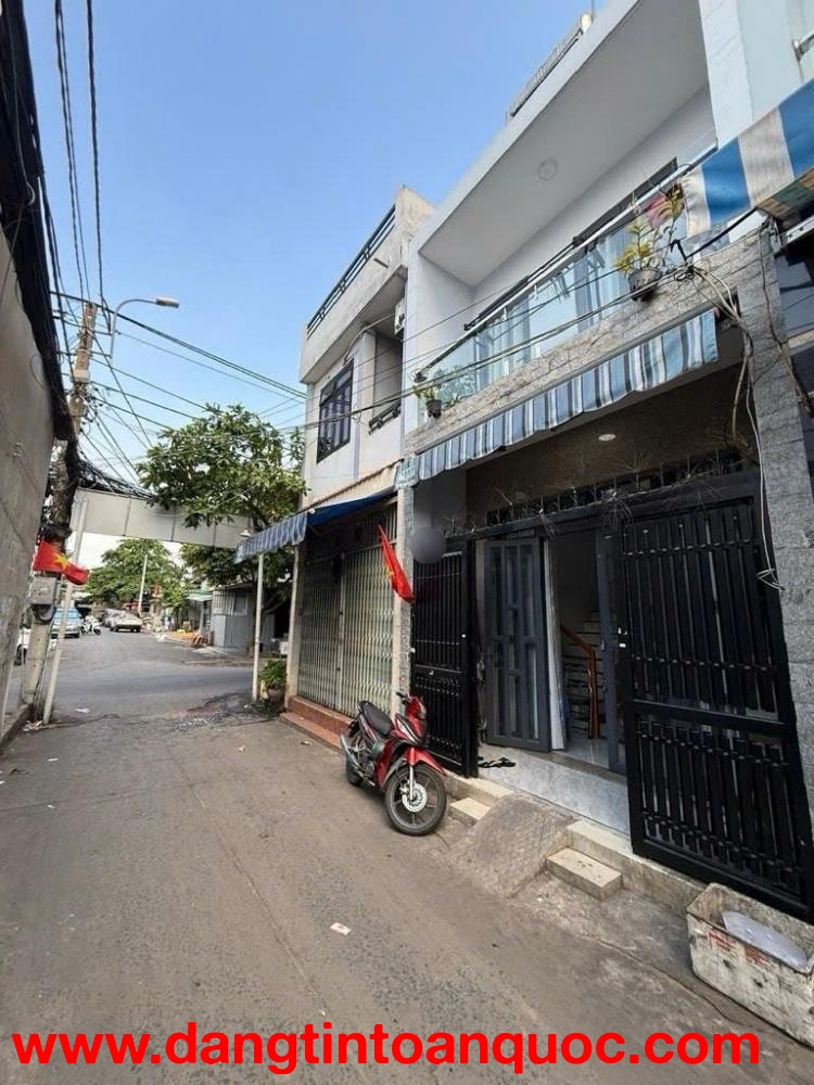 Mặt tiền hẻm Kinh Doanh - Đường Số 8, BHHA (cũ), Bình Tân - 2 tầng - HXH - 3.85 tỷ