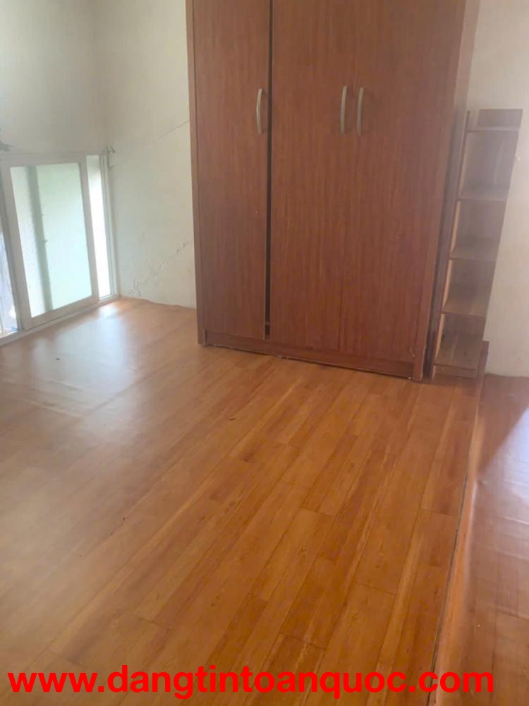 CHO THUÊ PHÒNG 32m2  TRUNG TÂM HOÀN KIẾM, HÀ NỘI CHỈ 4TR/THÁNG