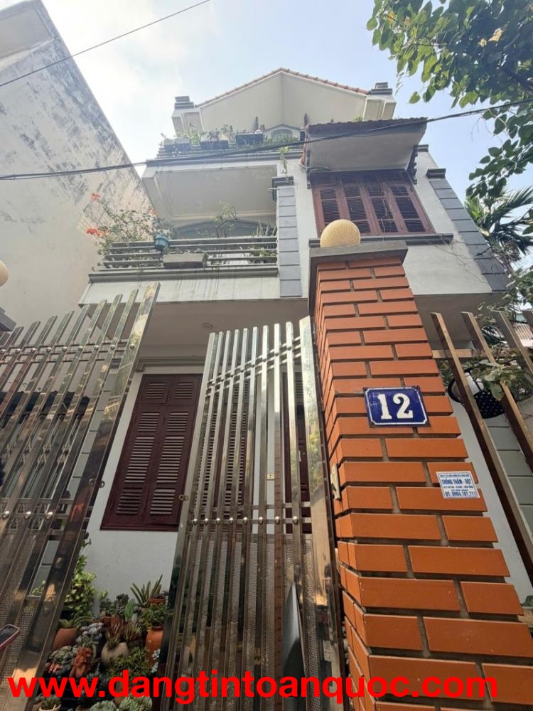 THẠCH BÀN – 82M² – MT 8.1M – NGÕ THÔNG – GẦN TRUNG TÂM